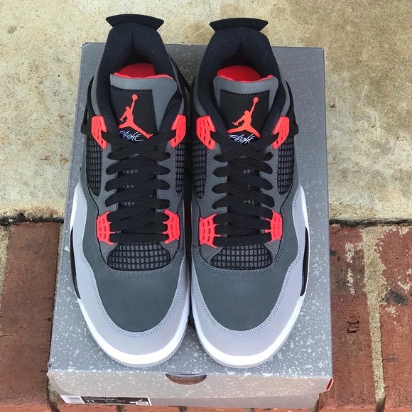 Air Jordan Retro 4 Infrared Size 11 - Picture 4 of 12